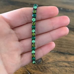 Green multi rhinestone stretch bracelet